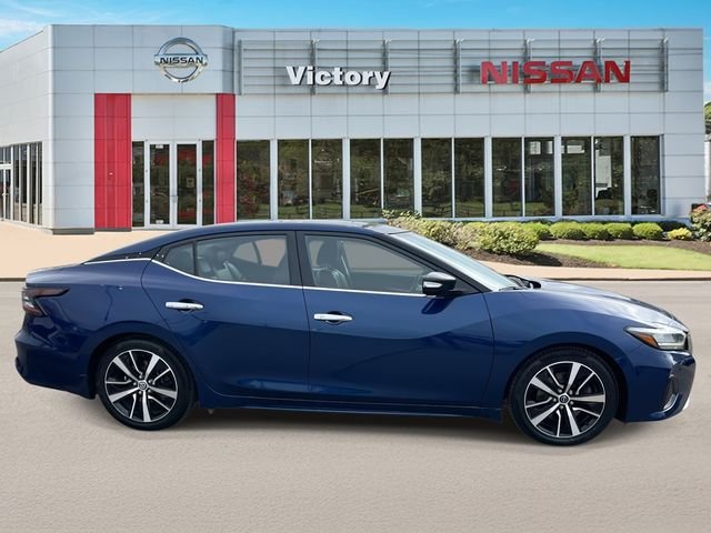 Certified Used 2023  Nissan 3.5 SL image 2