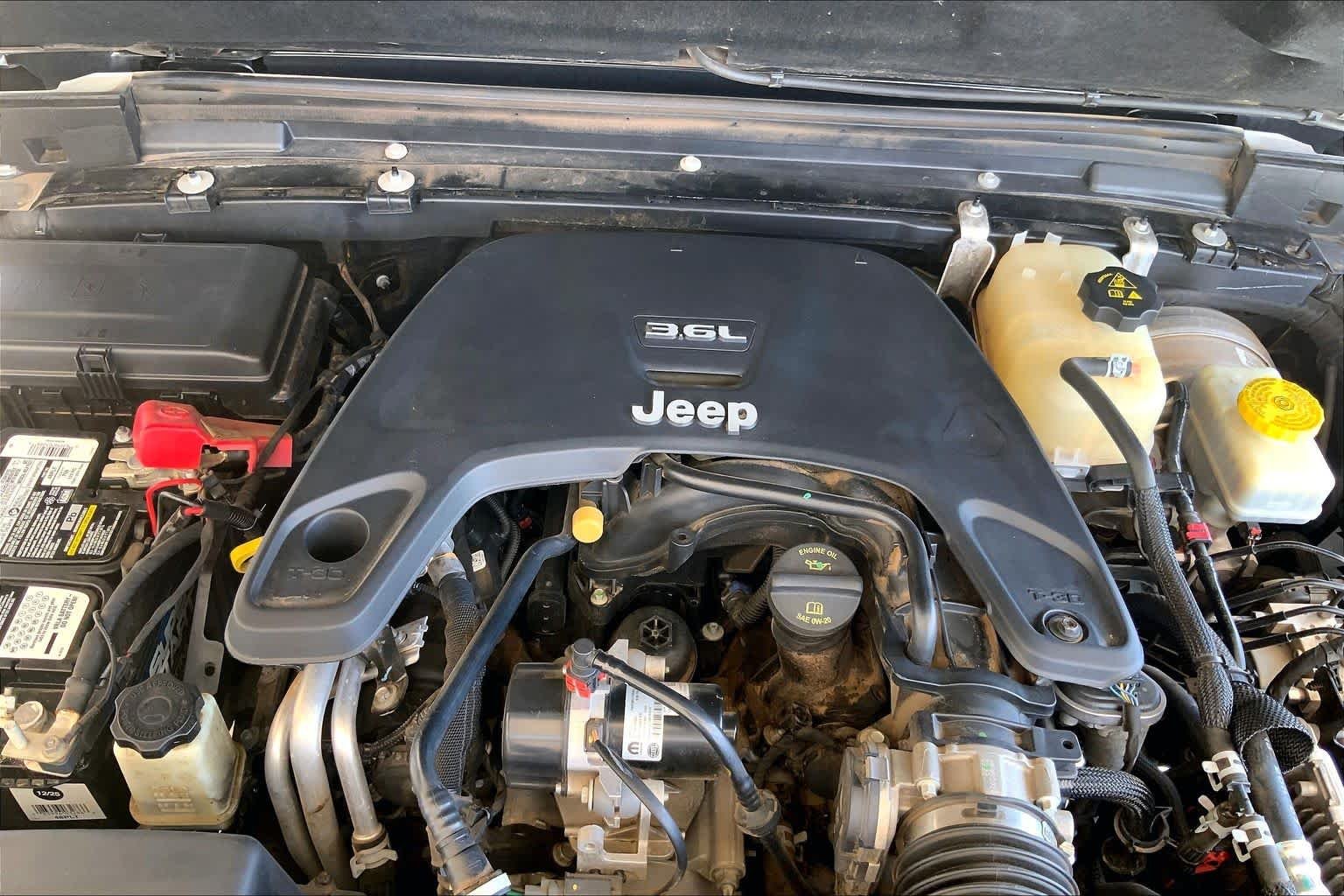 Used 2021 Black Clearcoat Jeep Unlimited Rubicon image 31