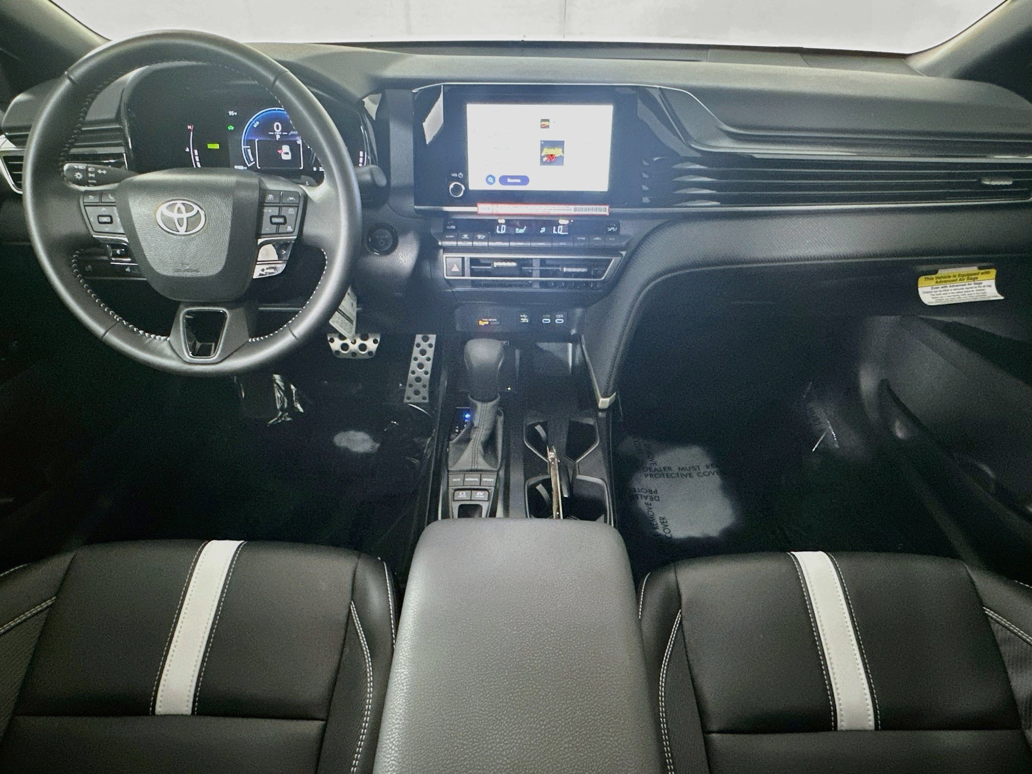 Used 2026 Ice Toyota SE image 27