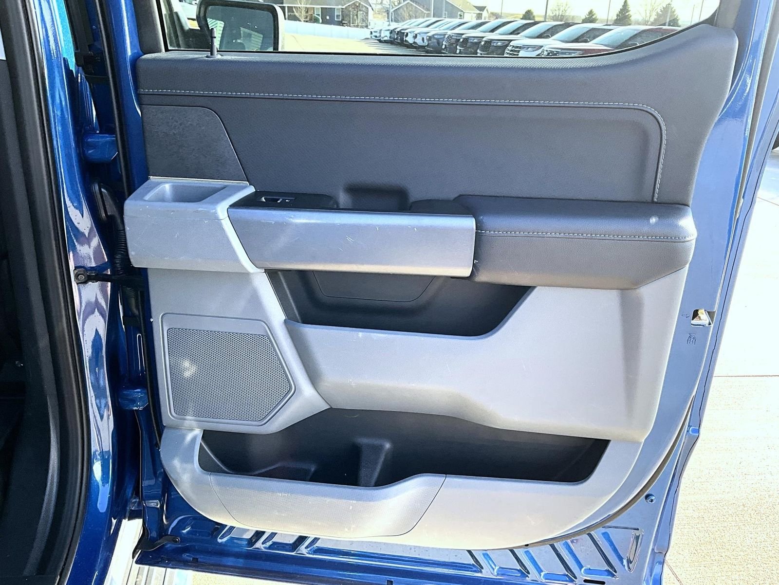 Used 2025 Blue Ford XLT image 18