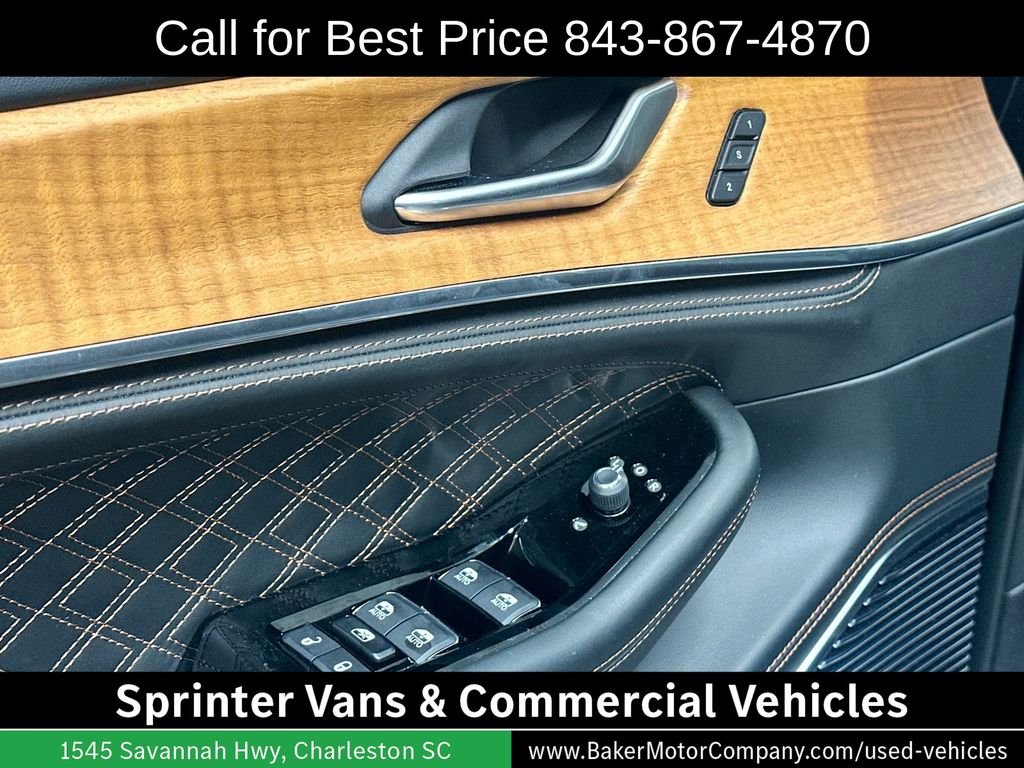Used 2023 Black Jeep Summit Reserve image 20