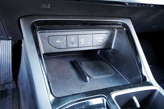 Used 2025 Gray Kia GT-Line image 28