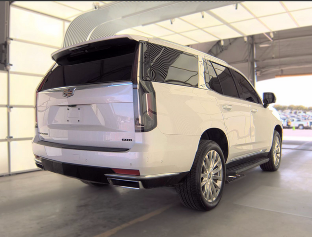 Used 2022 White Cadillac Premium Luxury image 3