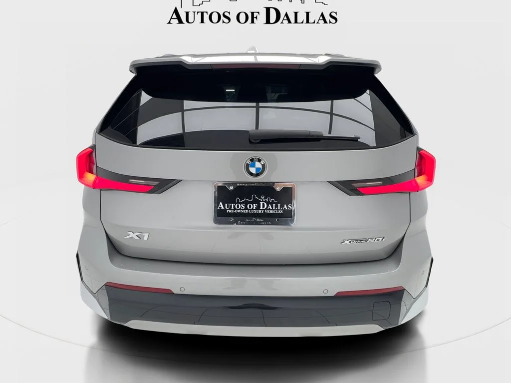 Used 2024 Silver BMW xDrive28i image 9