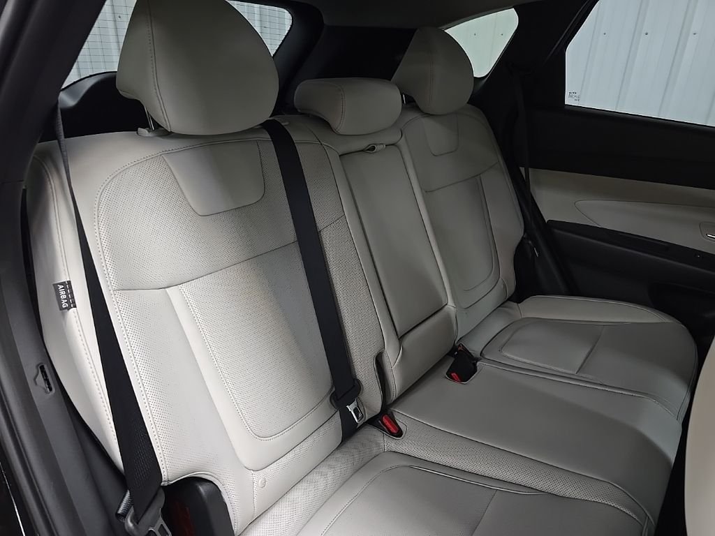Used 2026 Gray Hyundai SEL Convenience image 16