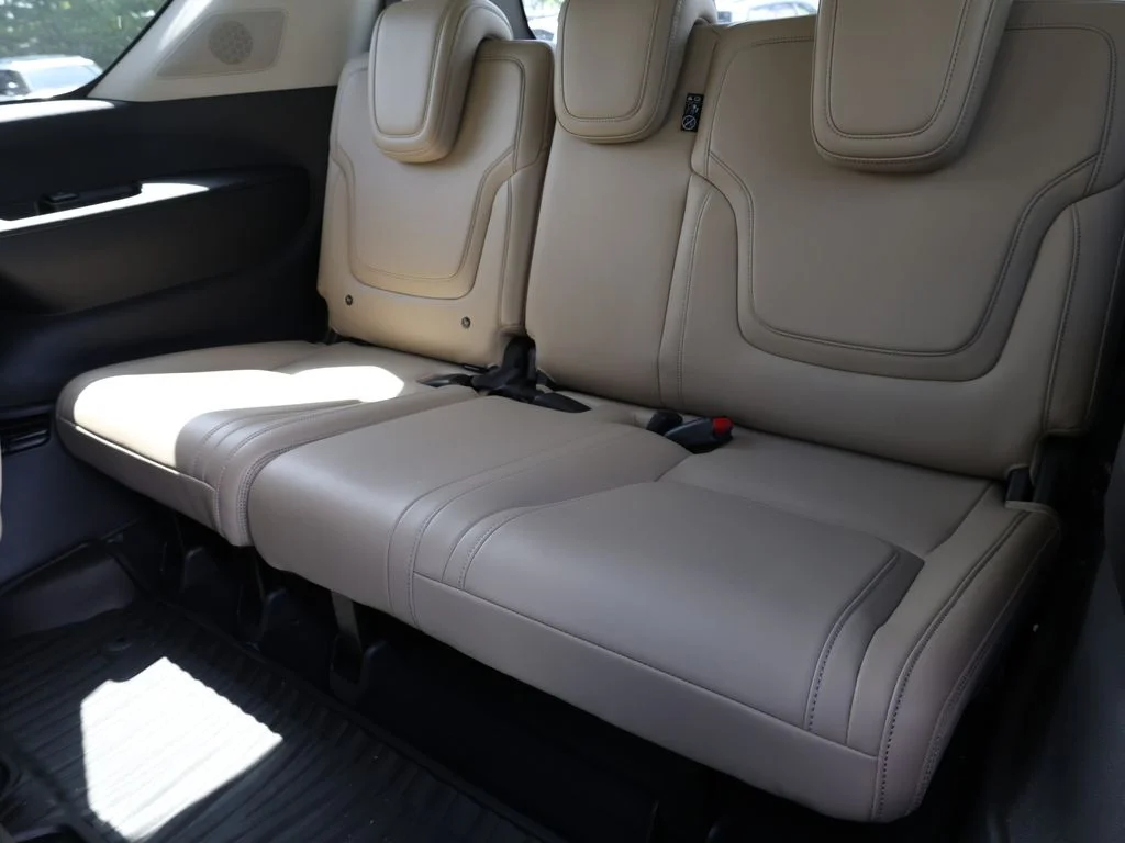 Used 2026 White INFINITI PURE image 22
