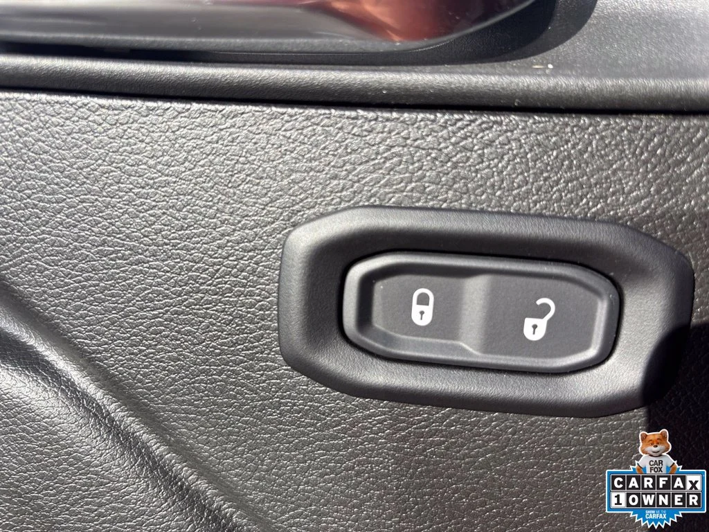 Used 2026 Red Jeep Rubicon image 18
