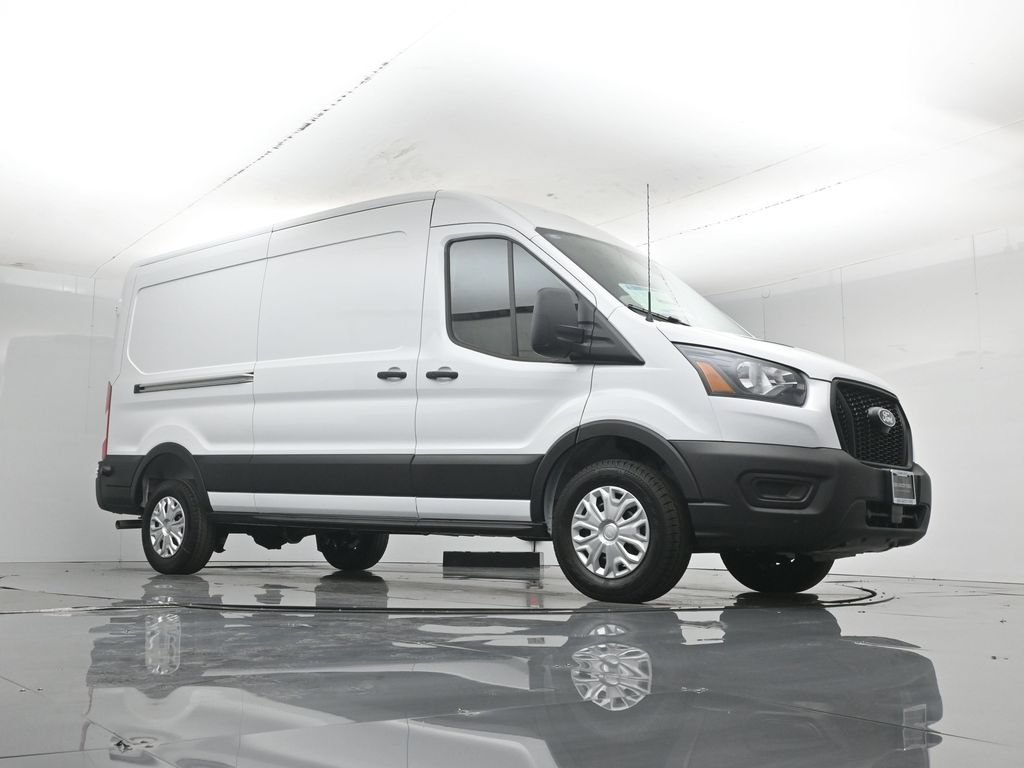 New 2026 White Ford Base image 3