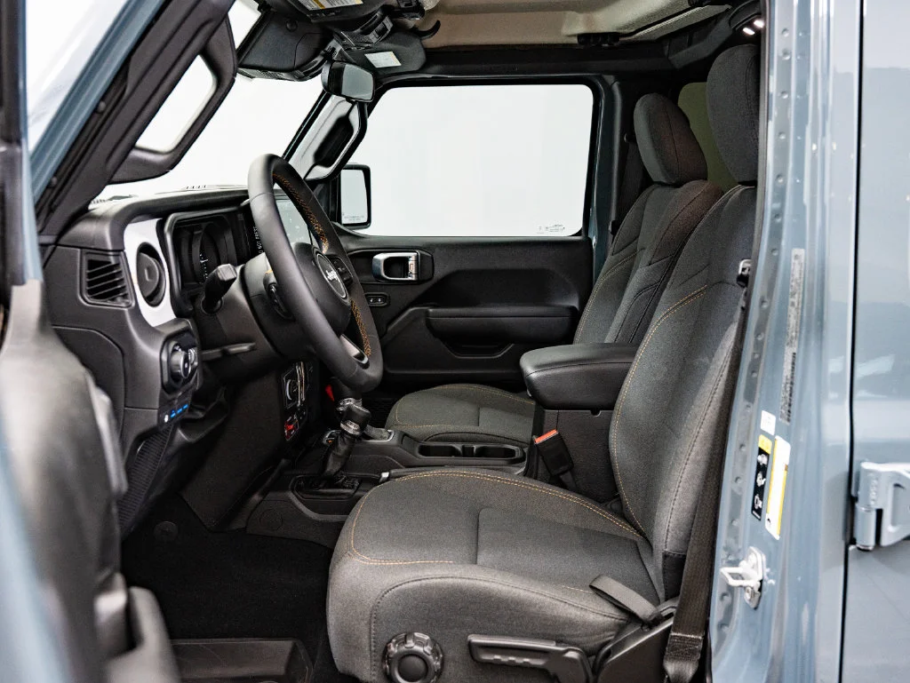 Used 2025 Anvil Clear Coat Jeep Willys 4xe image 23