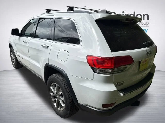 Used 2014 Bright White Clearcoat Jeep Limited image 4