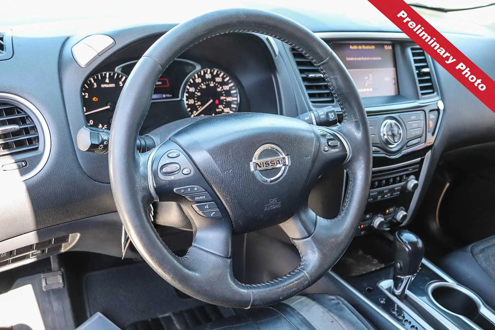 Used 2017 Brilliant Silver Metallic Nissan SV image 16