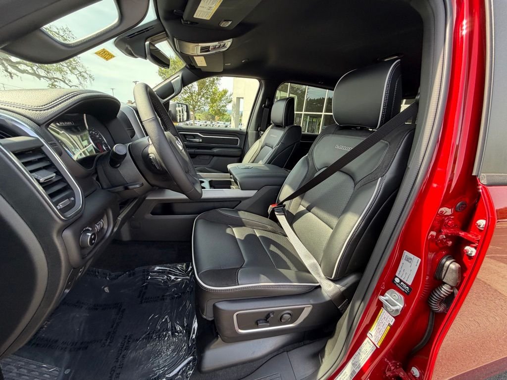 New 2026 Molten Red Pearl-Coat Exterior Paint RAM Laramie image 9