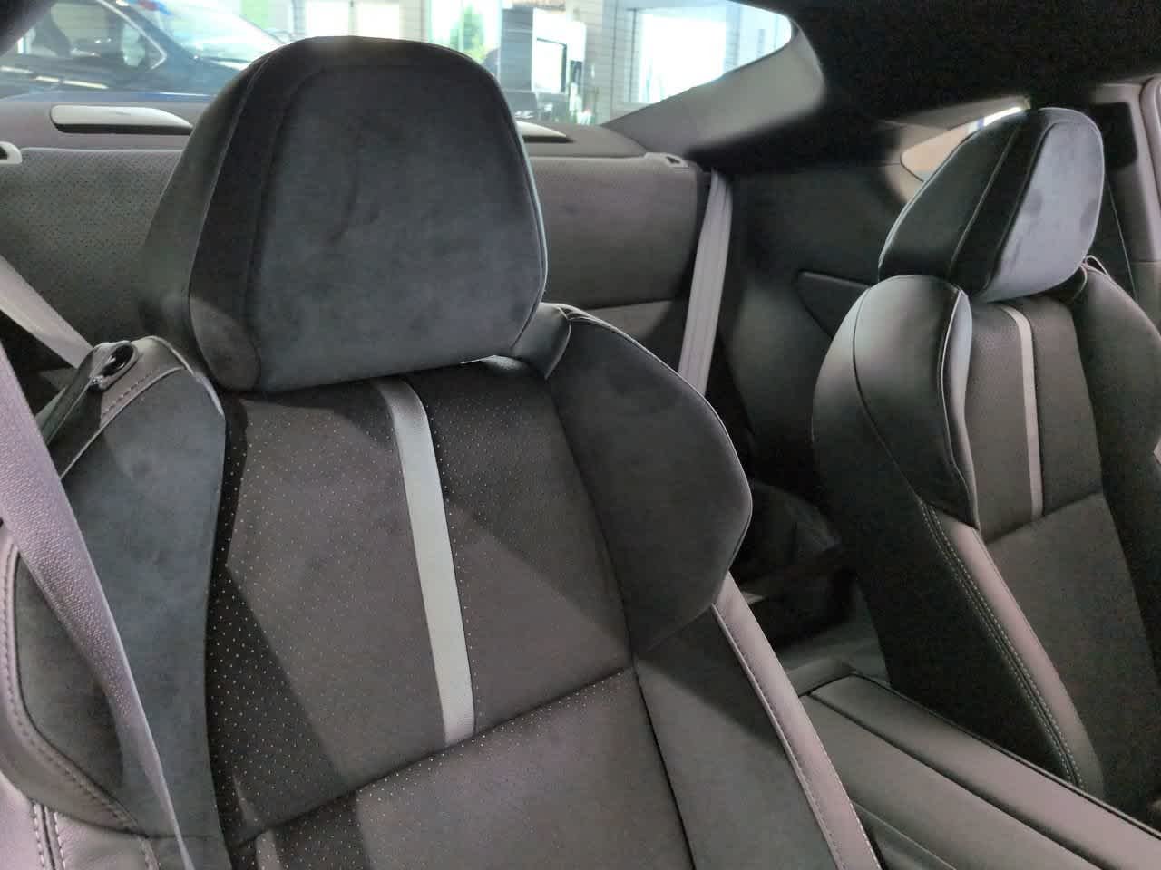 New 2026 Trueno Blue Toyota  Premium AT image 7