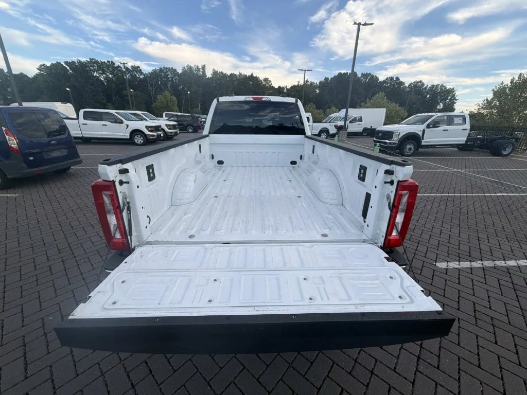Used 2026 White Ford XL image 28