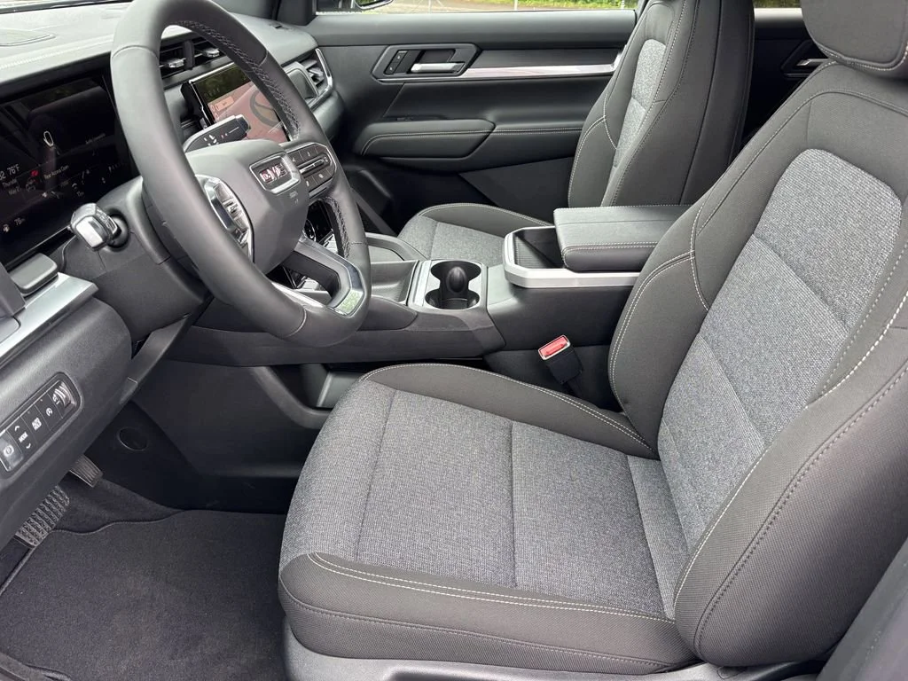 New 2026 Riverstone Metallic GMC Elevation image 13