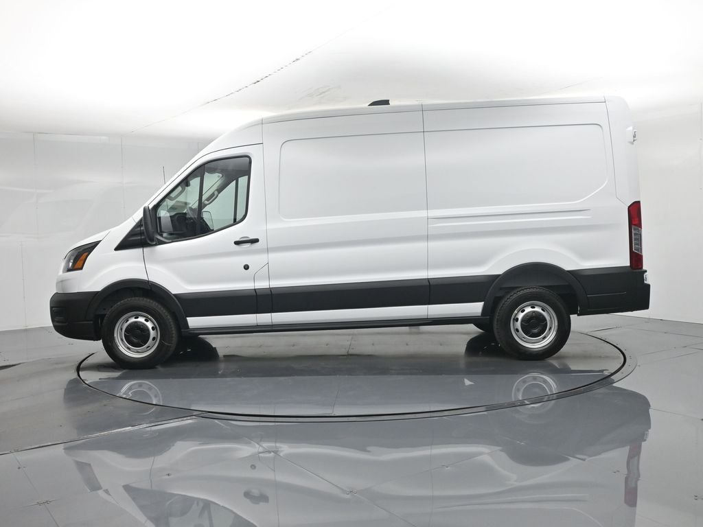 New 2026 Oxford White Ford Base image 28