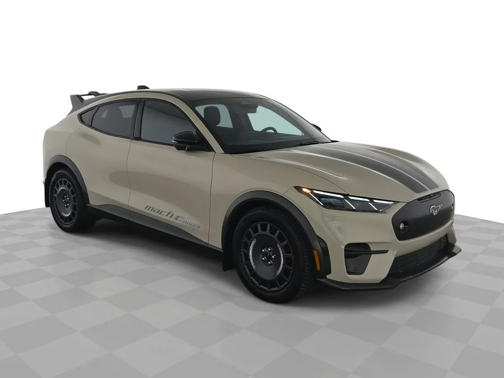 2025 Ford Mustang-Mach-e GT's photo