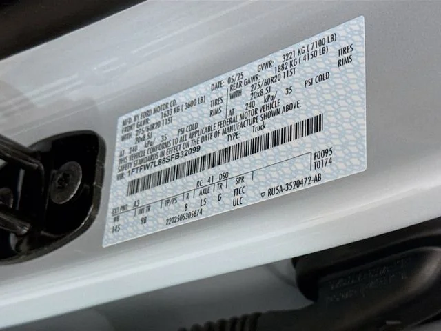 Used 2025 White Metallic Ford Platinum image 34