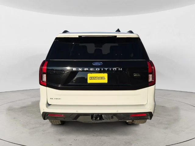 Certified Used 2025 Oxford White Ford Active image 6