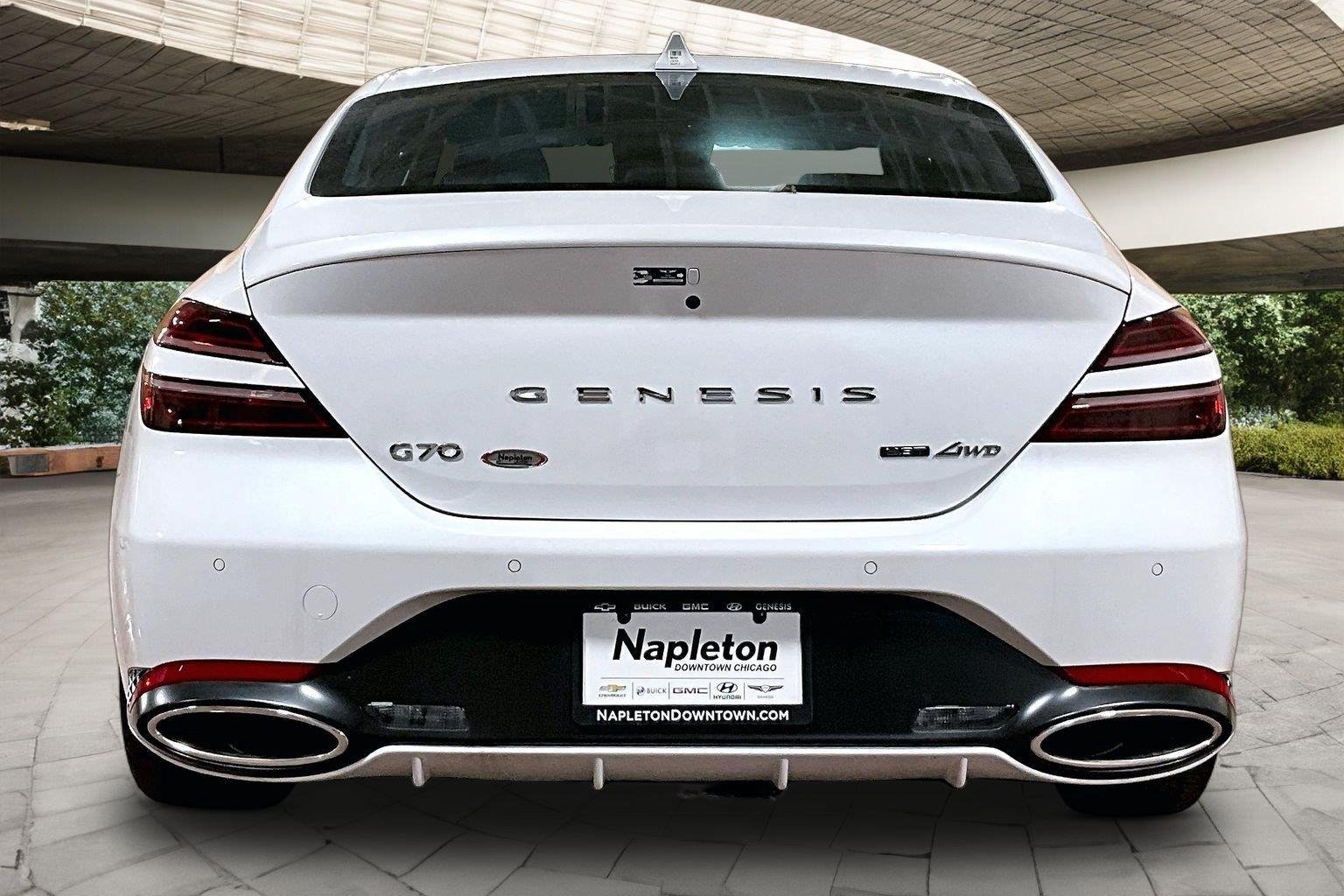 New 2026 Uyuni White Genesis 3.3T SPORT PRESTIGE image 4