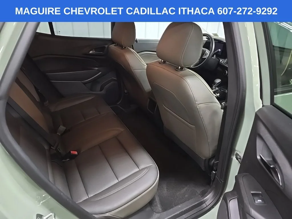Used 2024 Green Chevrolet ACTIV image 17