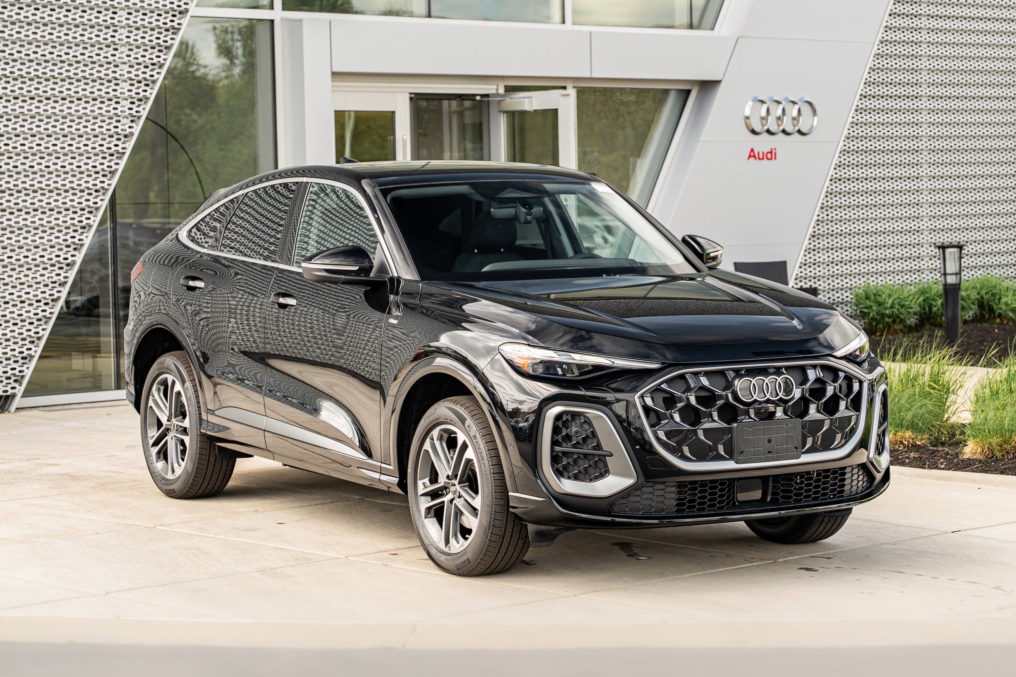 New 2026 Mythos Audi Premium image 2