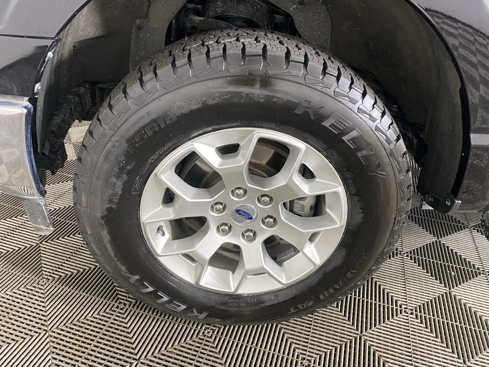Used 2025 Agate Black Ford XLT image 23