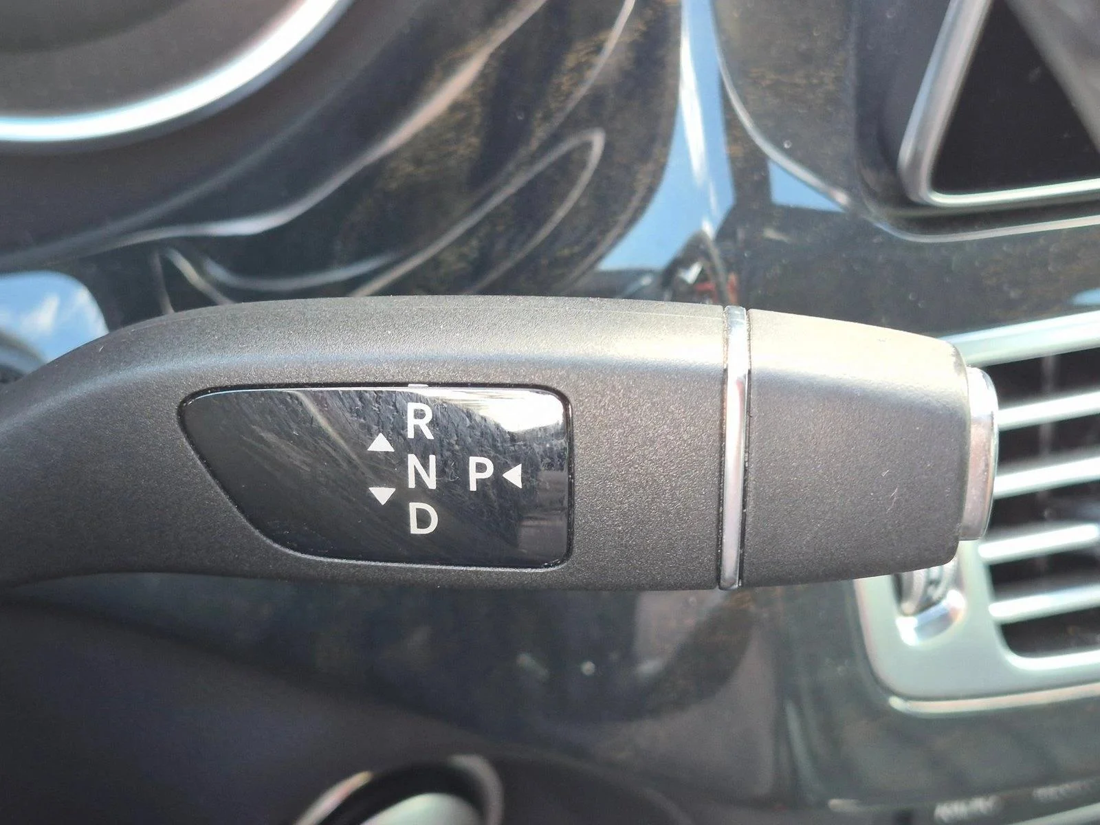 Used 2015 White Mercedes-Benz CLS 400 image 13
