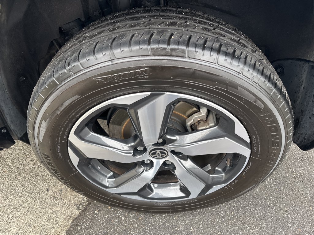 Certified Used 2025 Magnetic Gray Metallic Toyota SE image 27