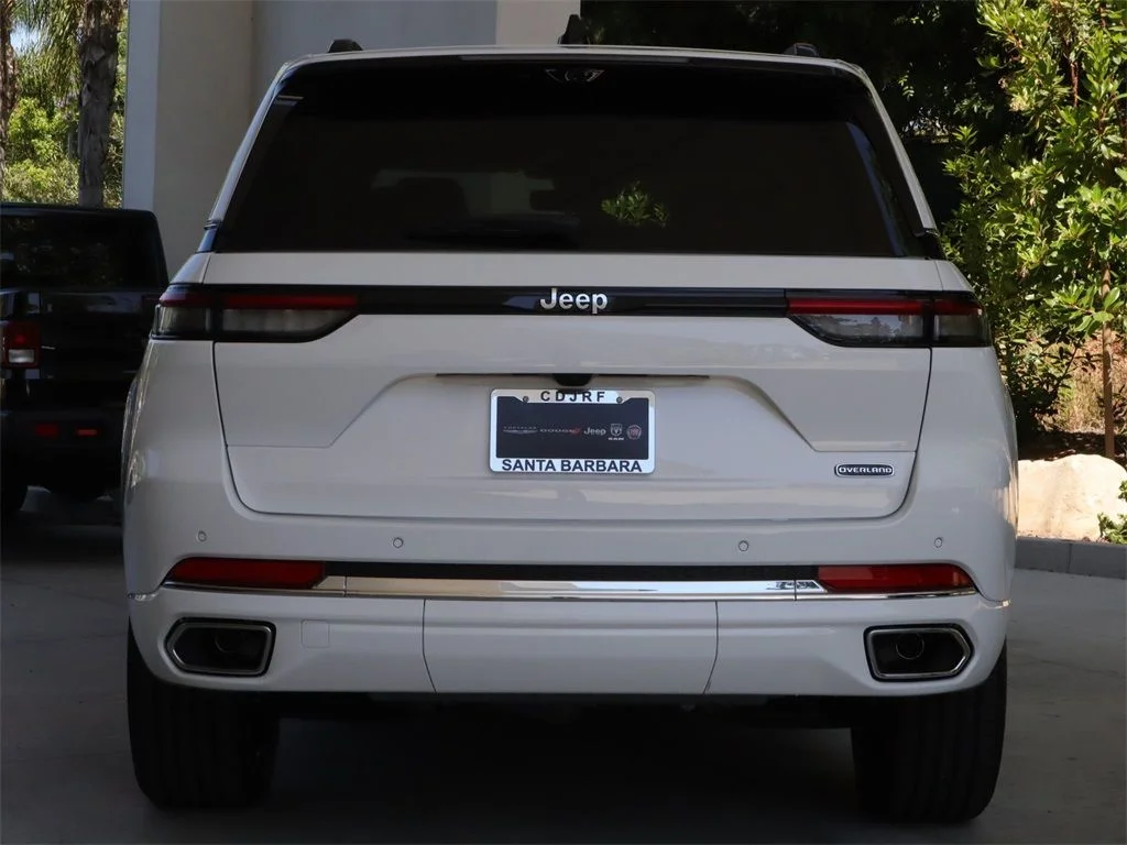 2023 Jeep Grand Cherokee Overland - Photo 6