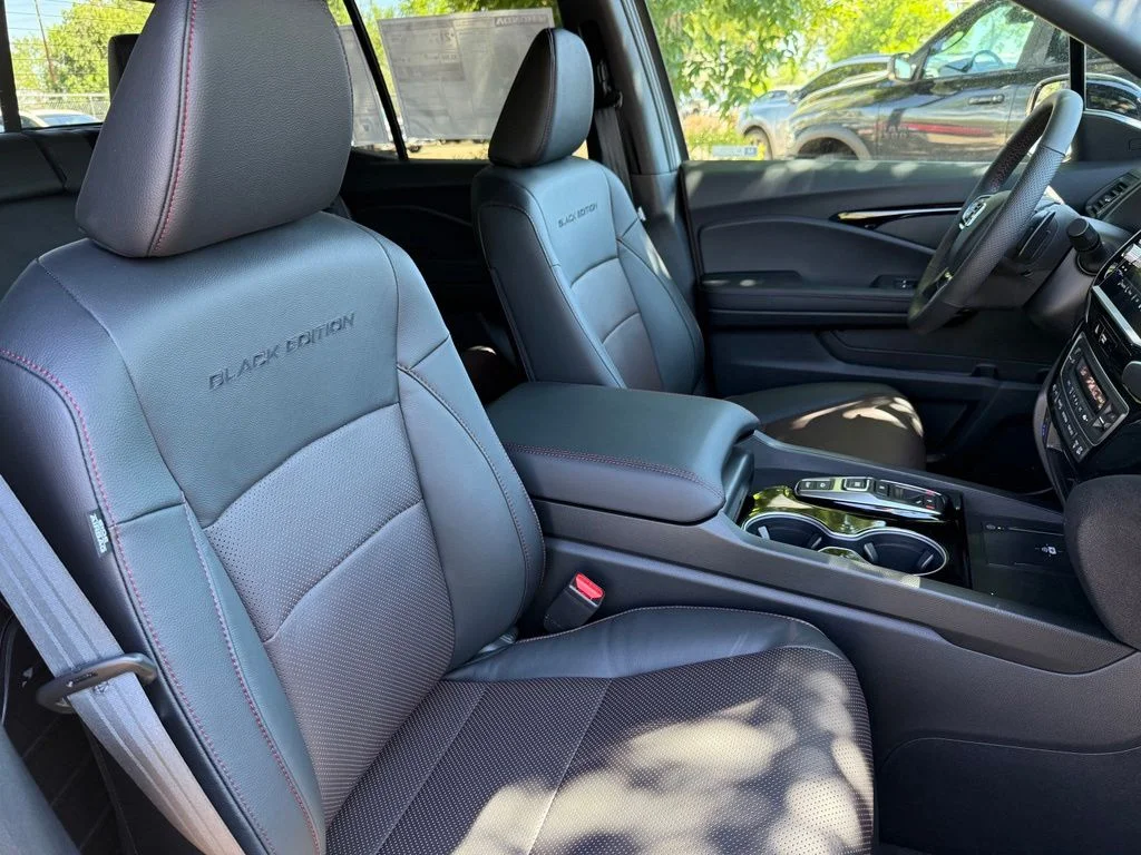 New 2026 Sonic Gray Pearl Honda Black Edition image 18
