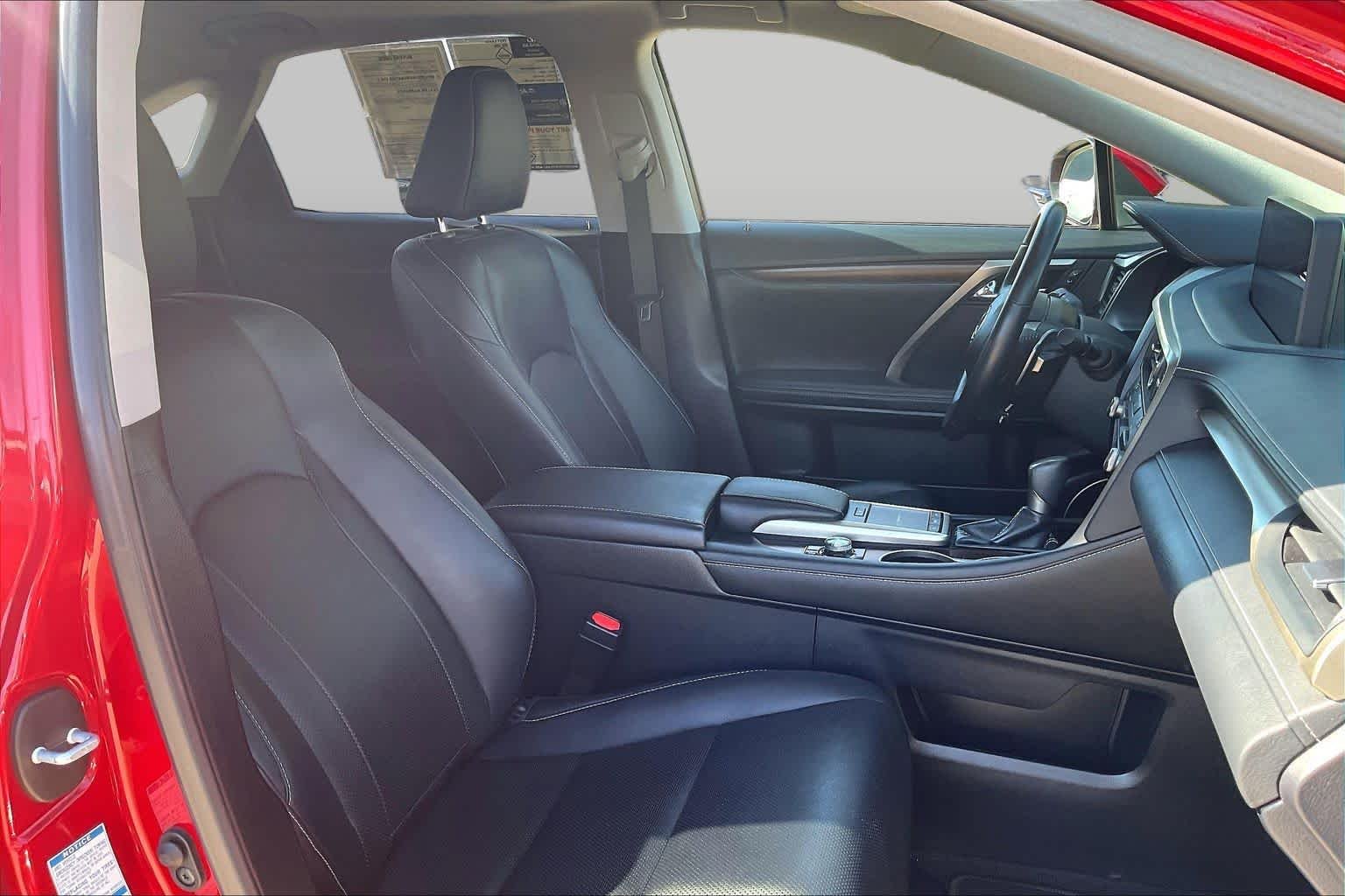 Used 2021 Matador Red Mica Lexus  image 9