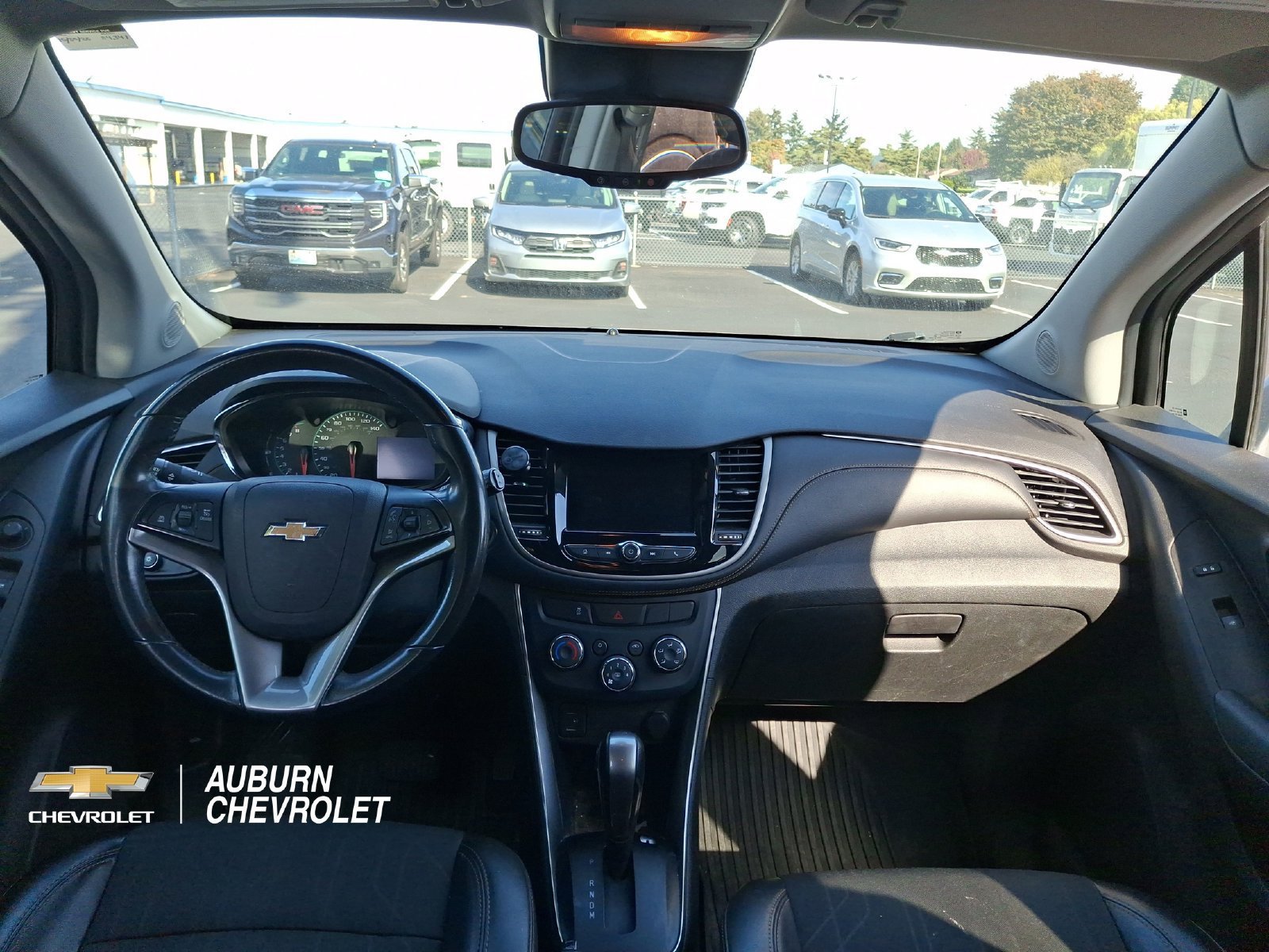 Used 2020 SATIN STEEL METALLIC Chevrolet LT image 3