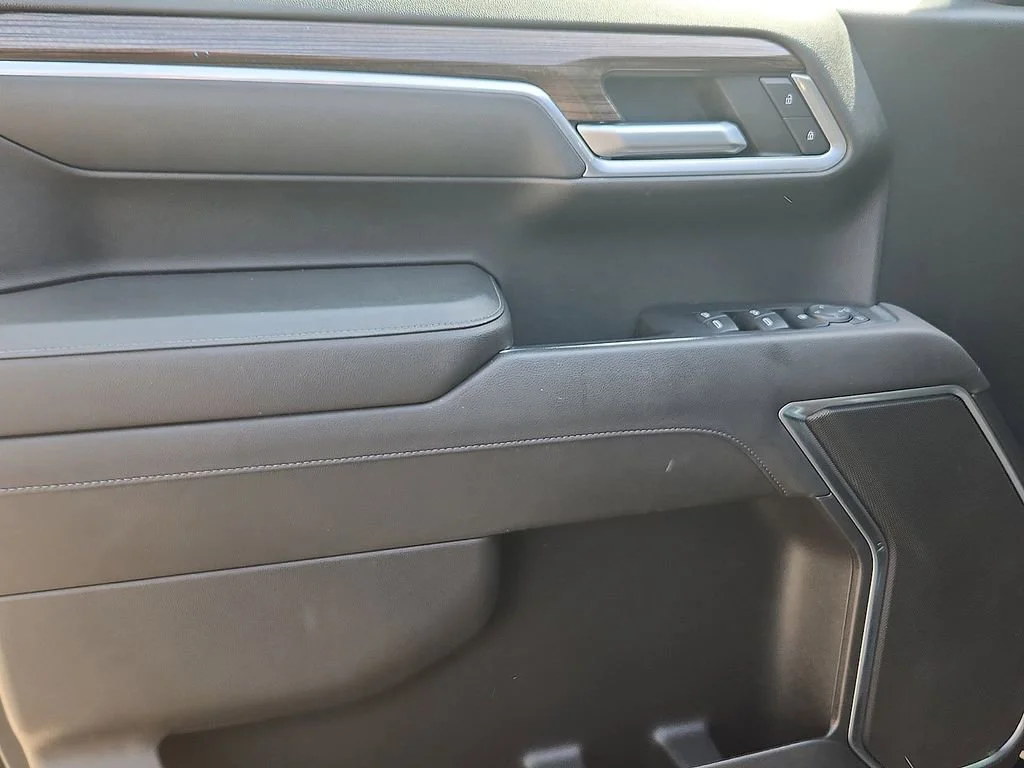 2022 Chevrolet Silverado 1500 LT - Photo 12