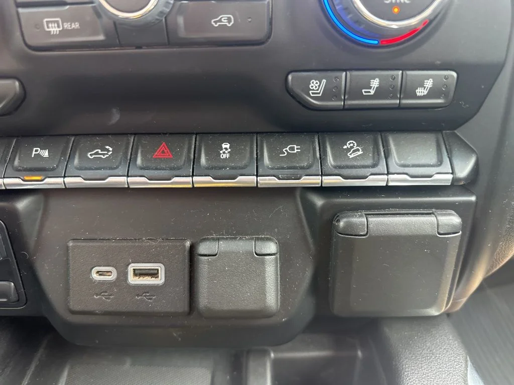 Used 2022 Red Chevrolet LTZ image 24