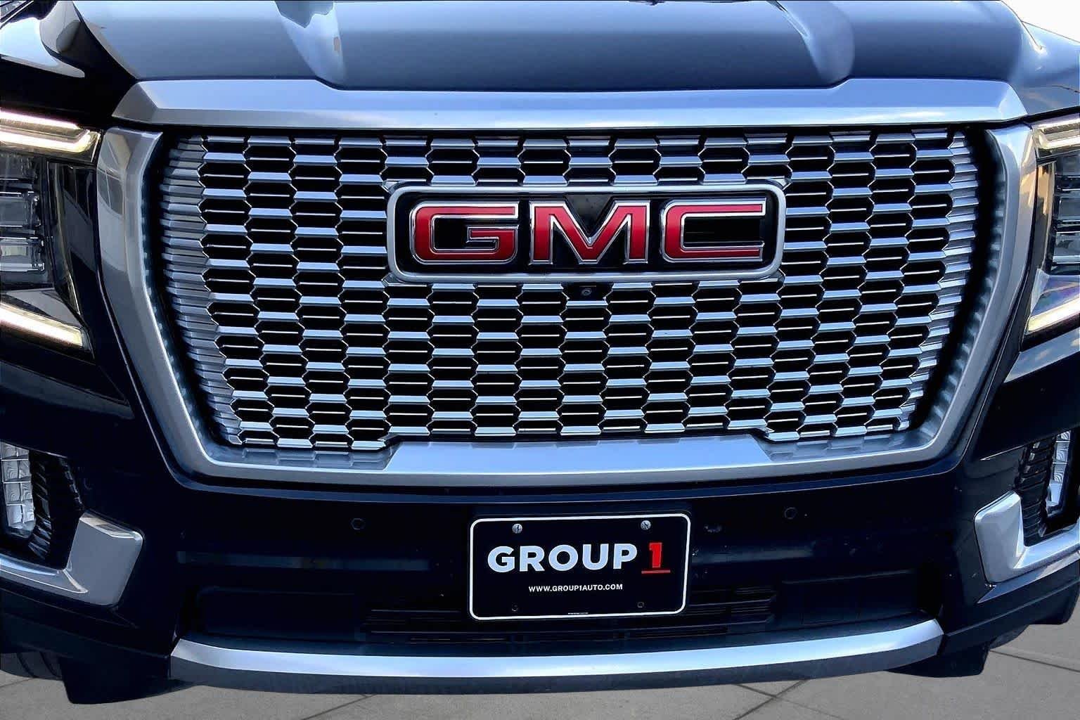 Used 2023 Midnight Blue Metallic GMC Denali image 28