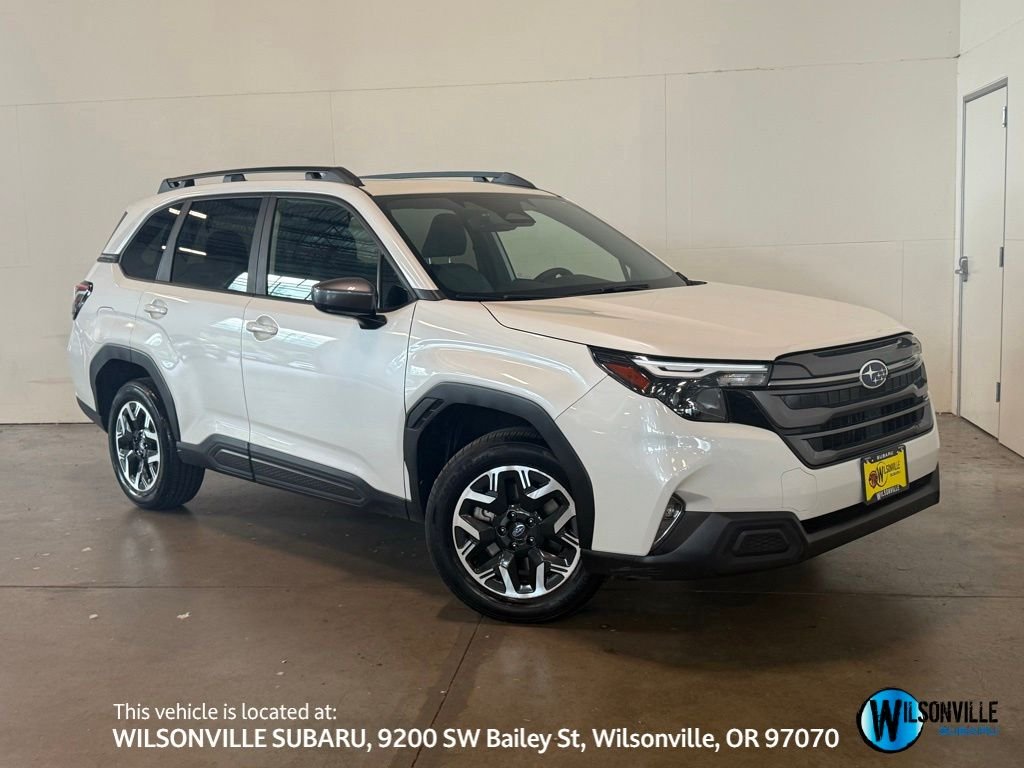 2025 Subaru Forester Premium's photo