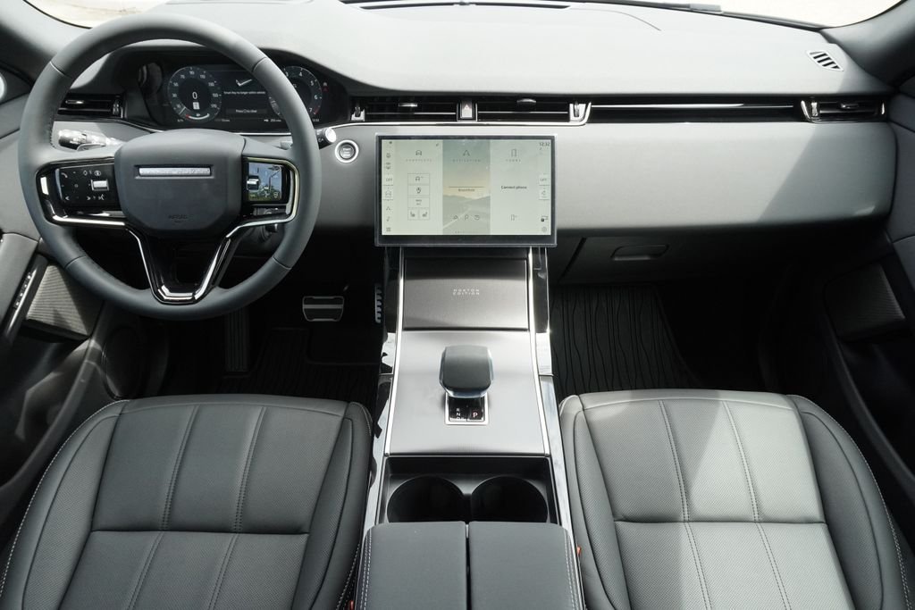 New 2026 Fuji White Land Rover Hoxton Edition image 9