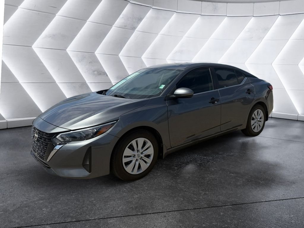 Used 2025 Gray Nissan S image 3