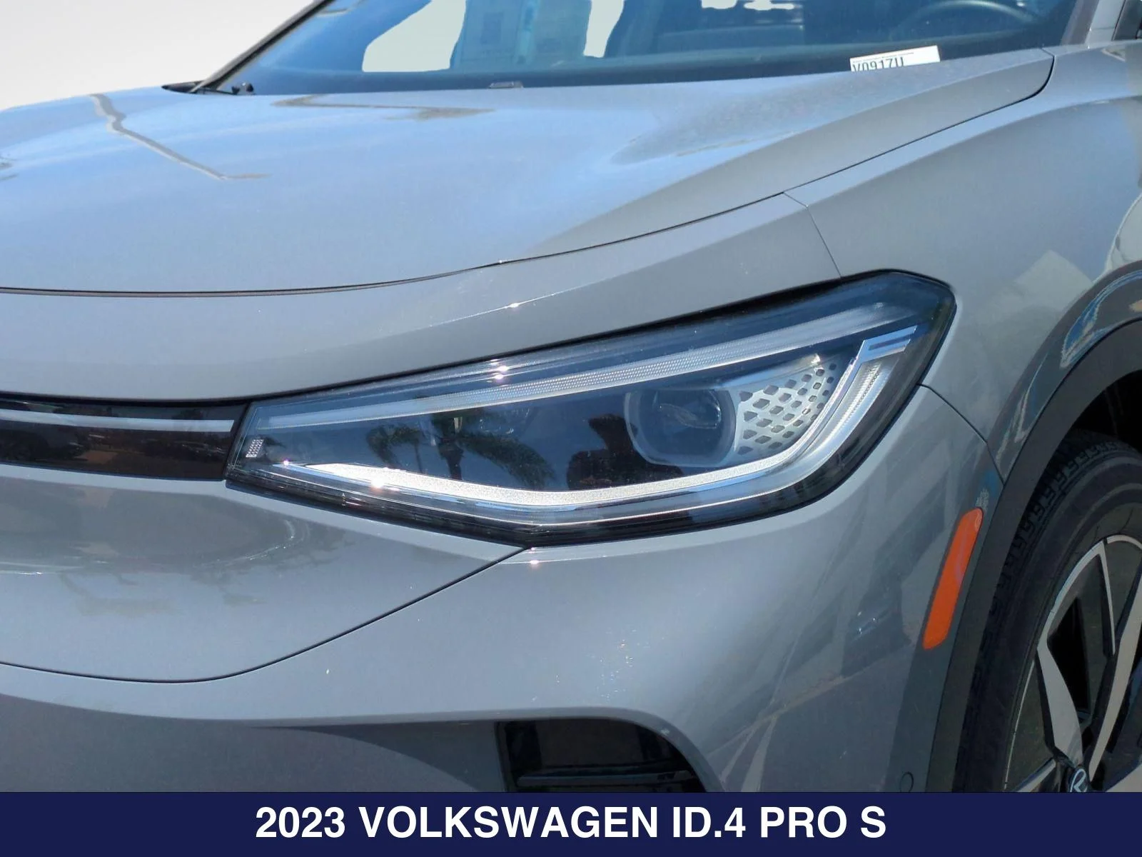 Used 2023 Gray Volkswagen Pro S image 10
