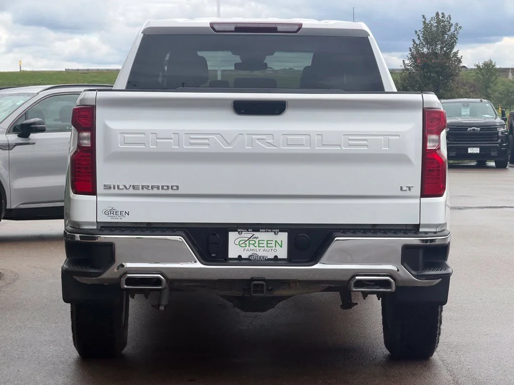 Used 2023 White Chevrolet LT image 8