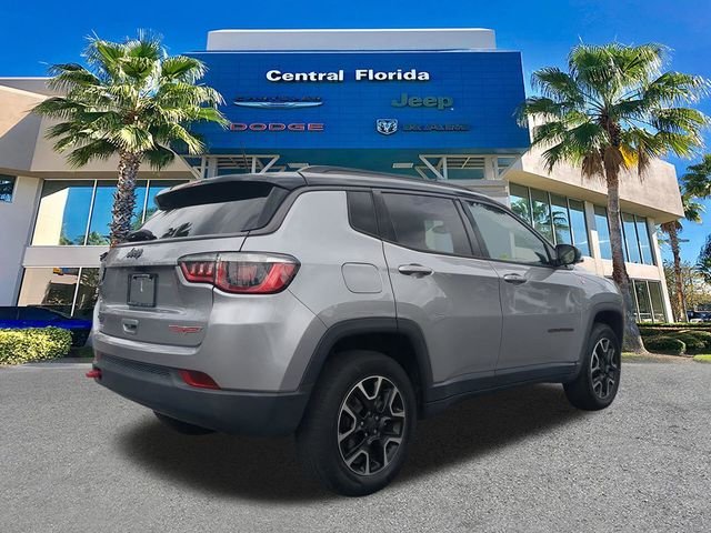 Used 2020 Silver Jeep Trailhawk image 5