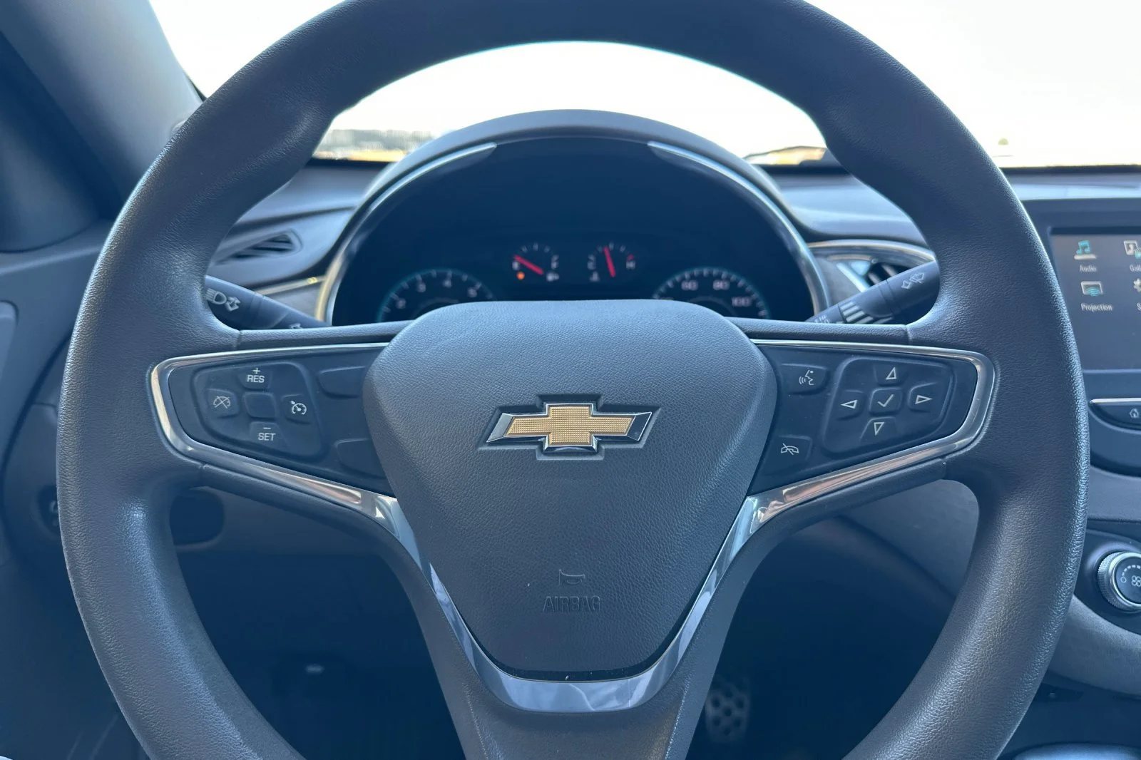 Used 2017 Silver Ice Metallic Chevrolet LT image 22