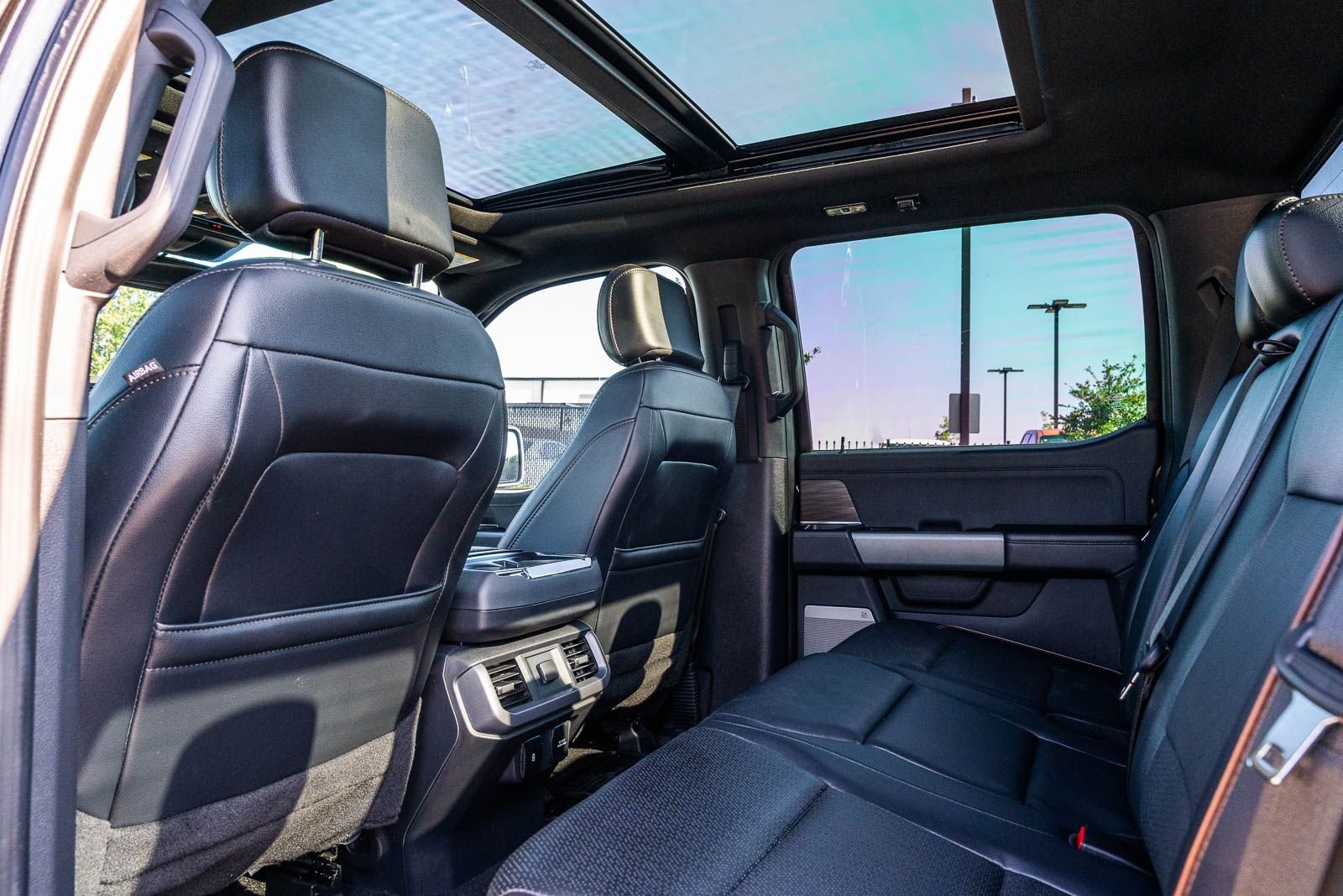 Used 2024 Black Ford Lariat image 18