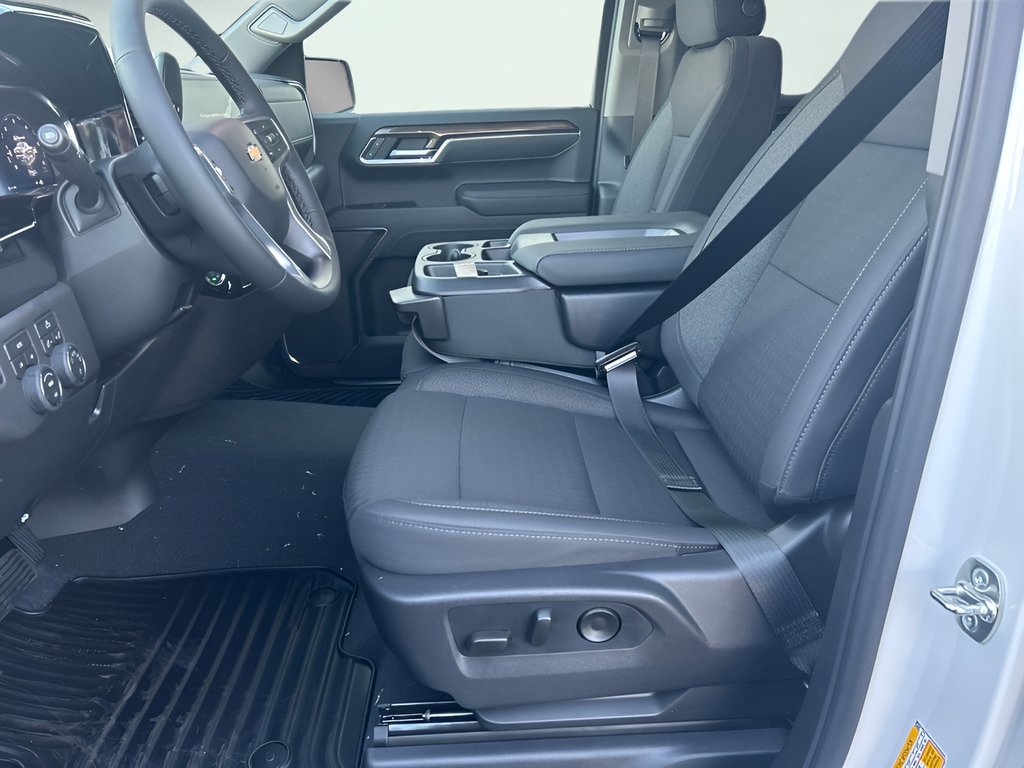 2026 Chevrolet Silverado 1500 LT - Photo 18