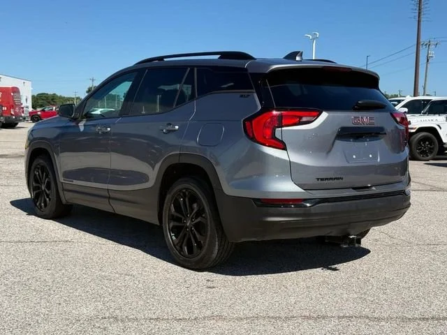 Used 2020 SATIN STEEL METALLIC GMC SLT image 3