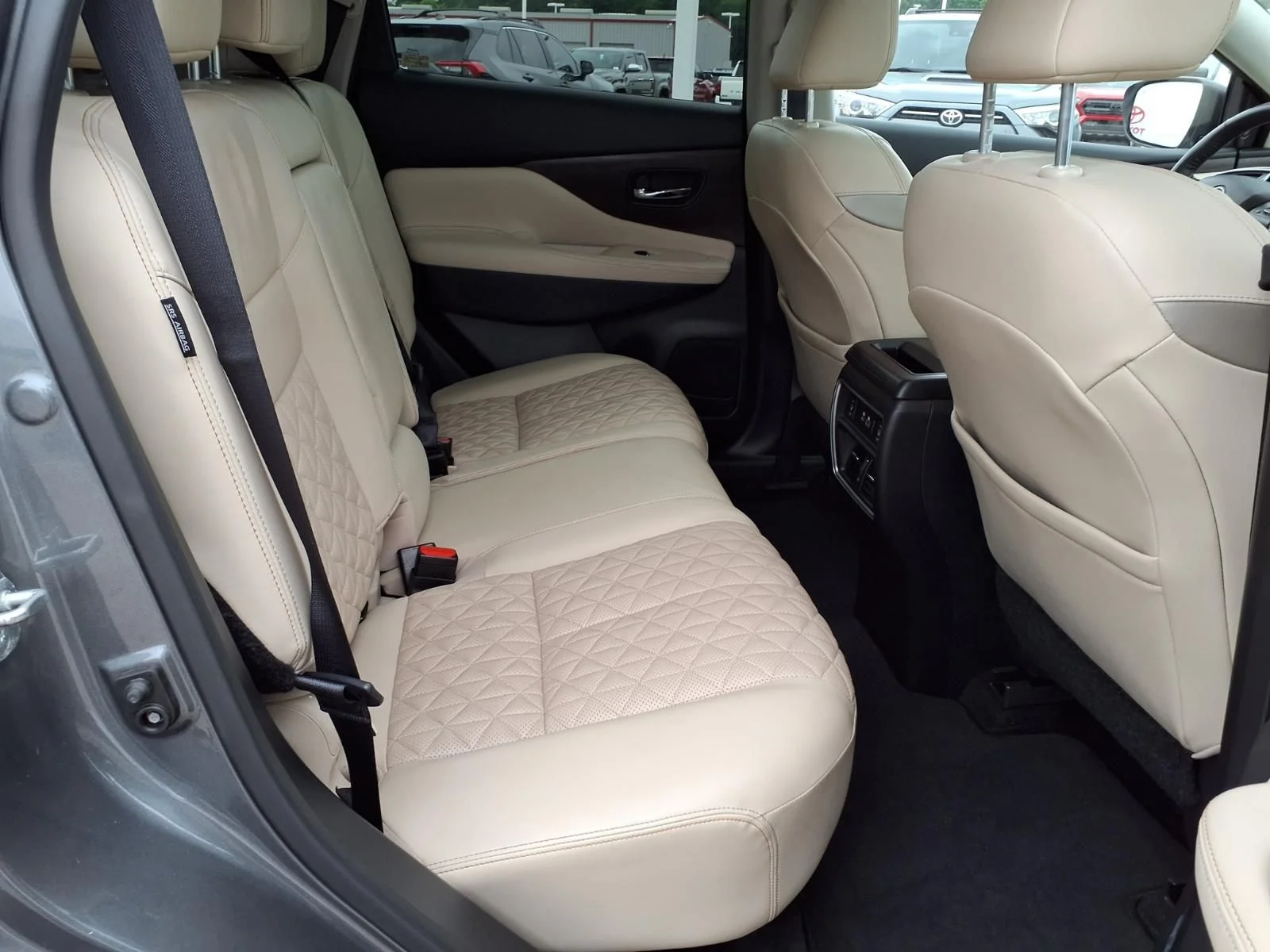 Used 2023 Gray Nissan Platinum image 21