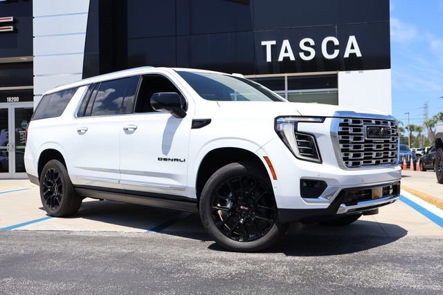 2026 GMC Yukon Denali AWD's photo