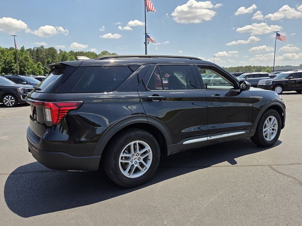 Used 2025 Black Ford Active image 14