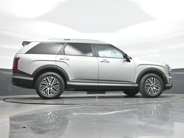 New 2026 Silver Hyundai SEL image 25